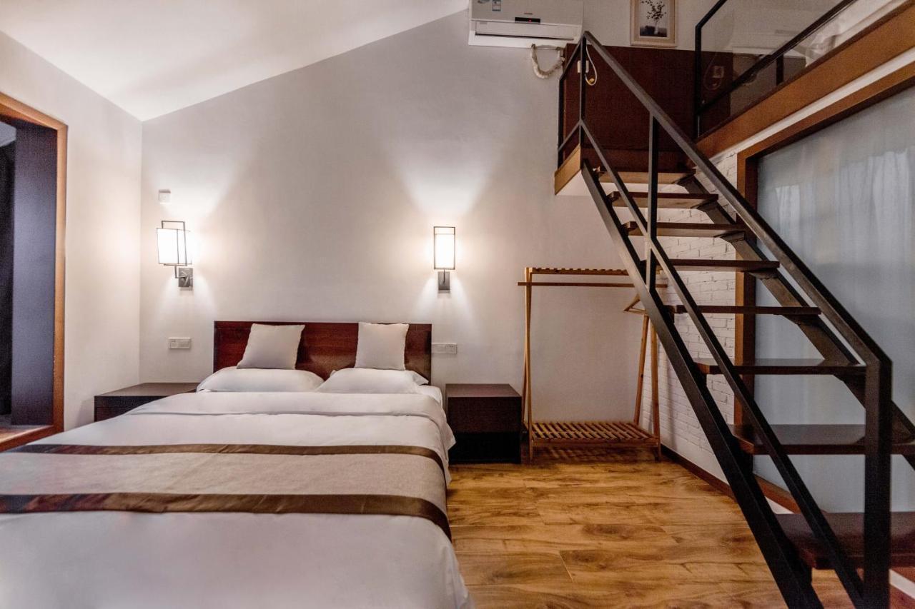 Serene Vale Inn Guilin-Free One Way Pick Up Service To High-Speed Railway Station For 2 Nights Экстерьер фото